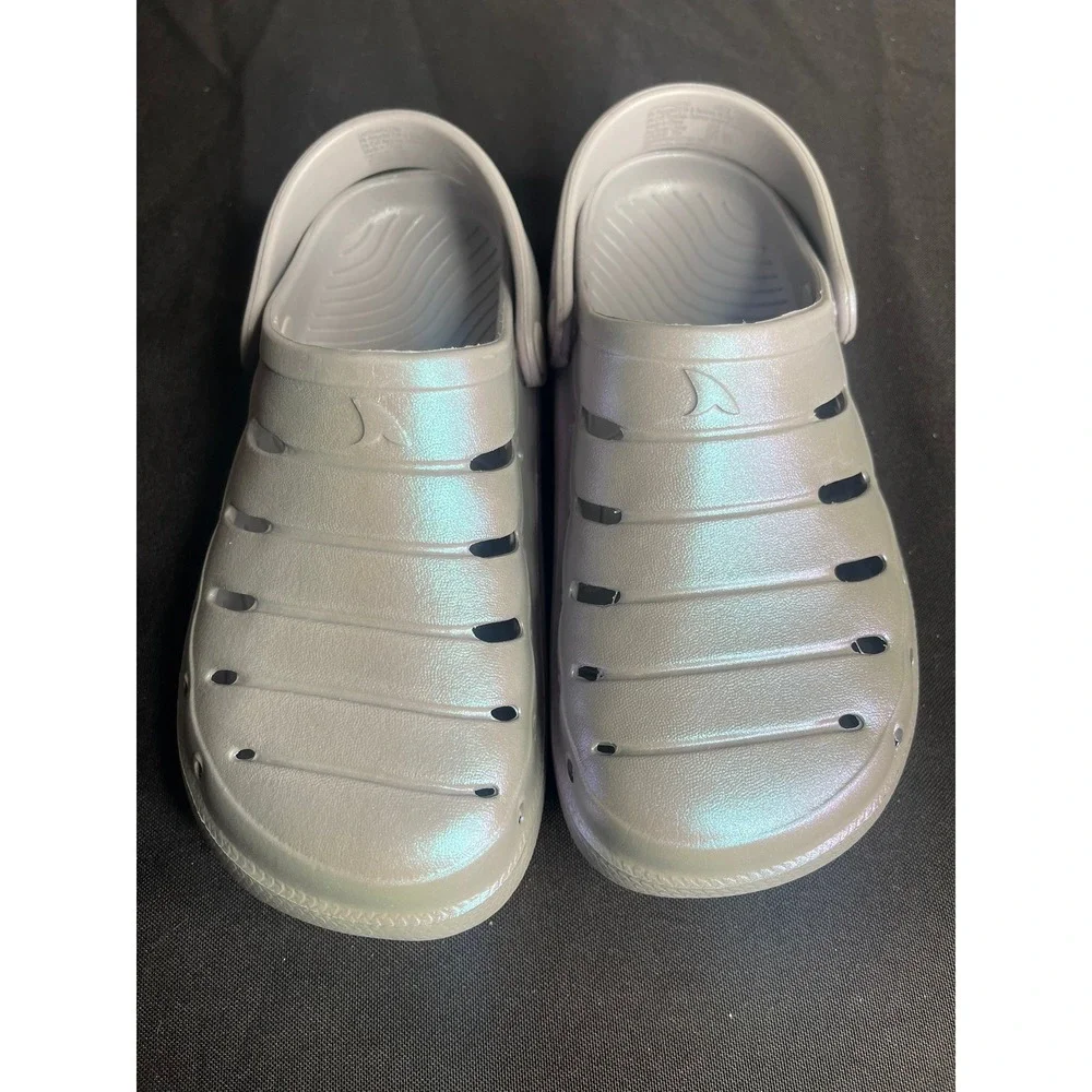 Rugged Shark Kids Iridescent Silver Clogs Slip On Water Shoes Size 1 Non-Marking